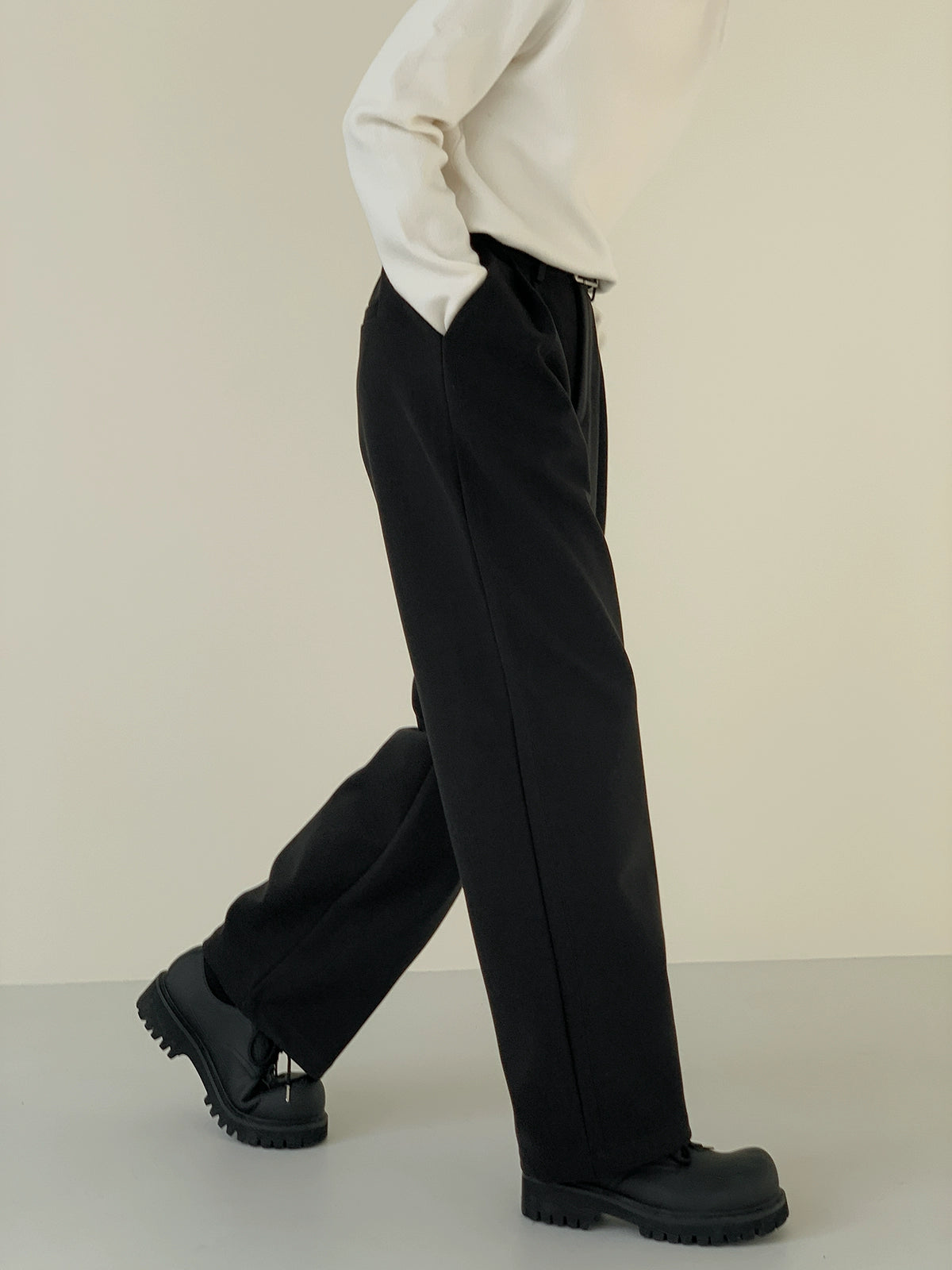 Zhou Textured Pleats Straight Trousers-korean-fashion-Pants-Zhou's Closet-OH Garments