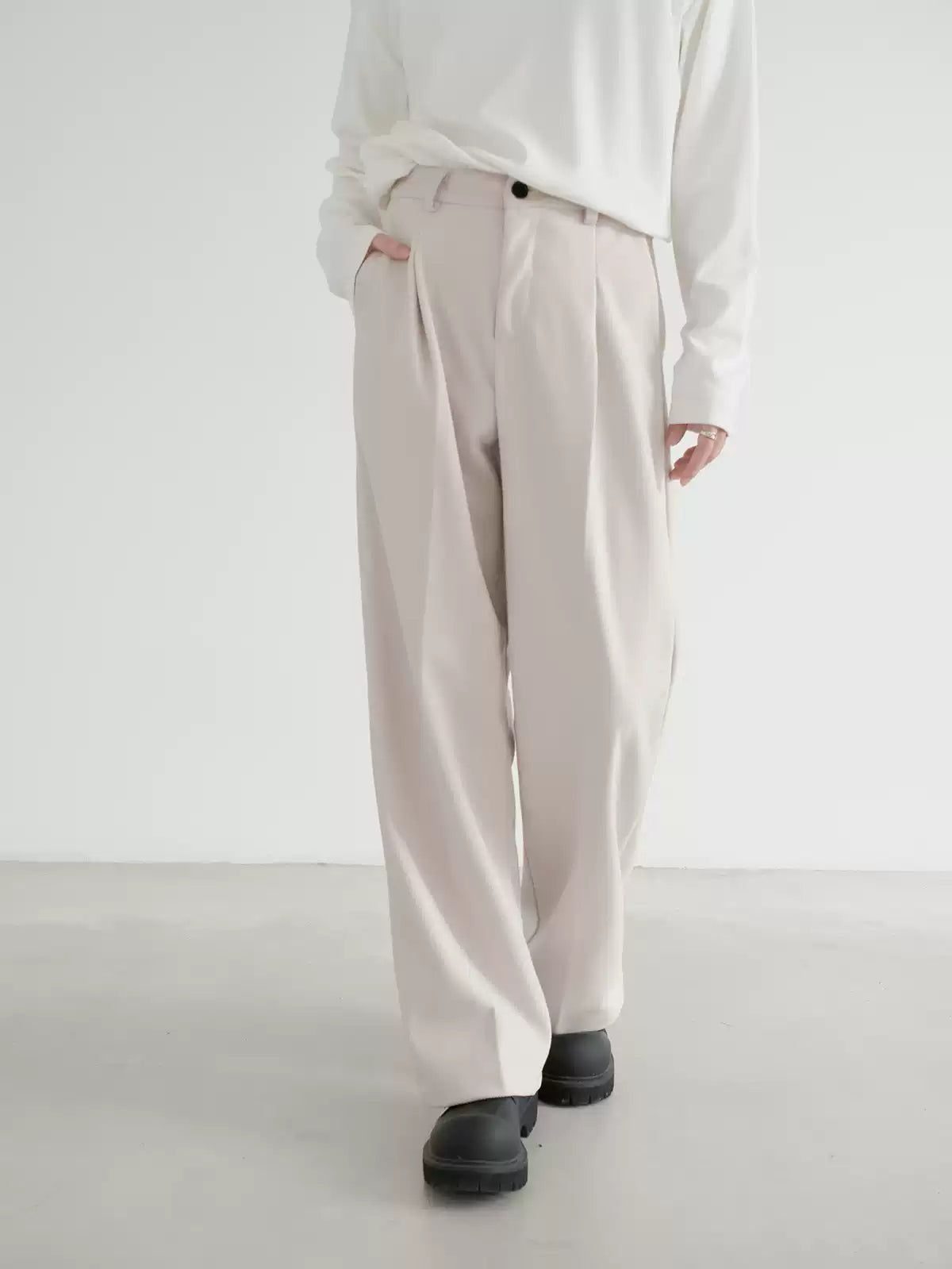 Zhou Thickened Pleats Trousers-korean-fashion-Trousers-Zhou's Closet-OH Garments