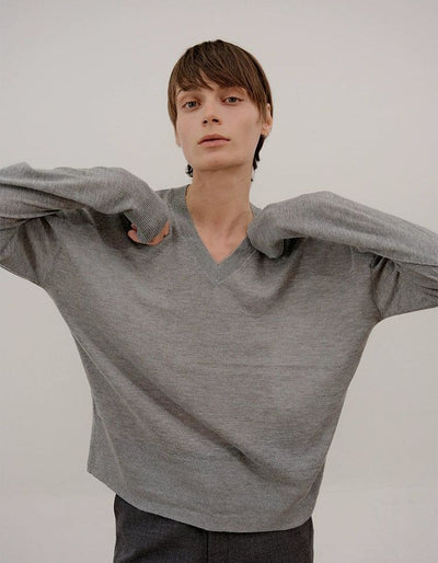 Zhou V-Neck Relaxed Thin Sweater-korean-fashion-Sweater-Zhou's Closet-OH Garments