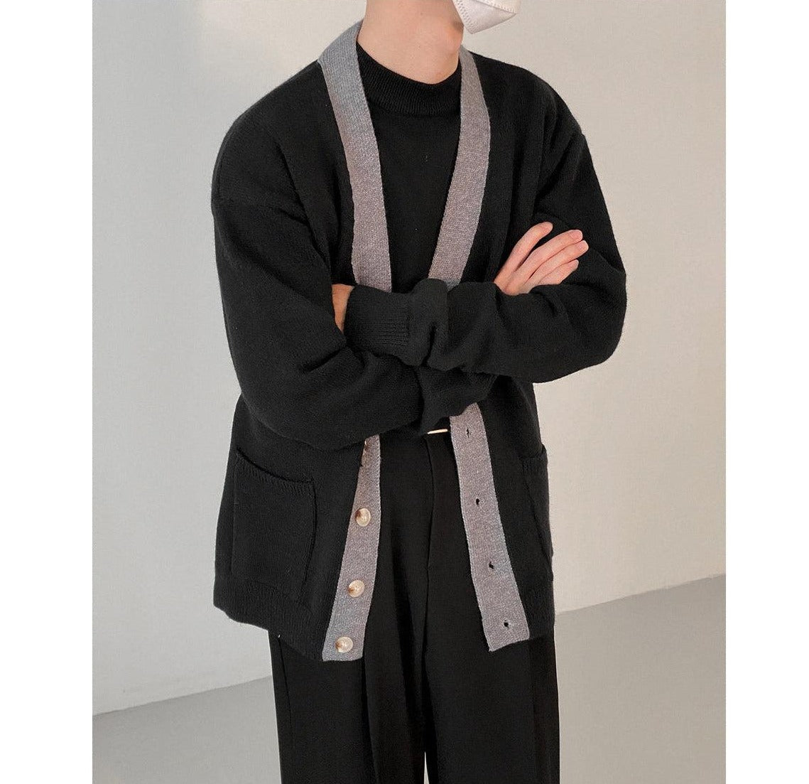Zhou Essential Side Piping Knit Cardigan